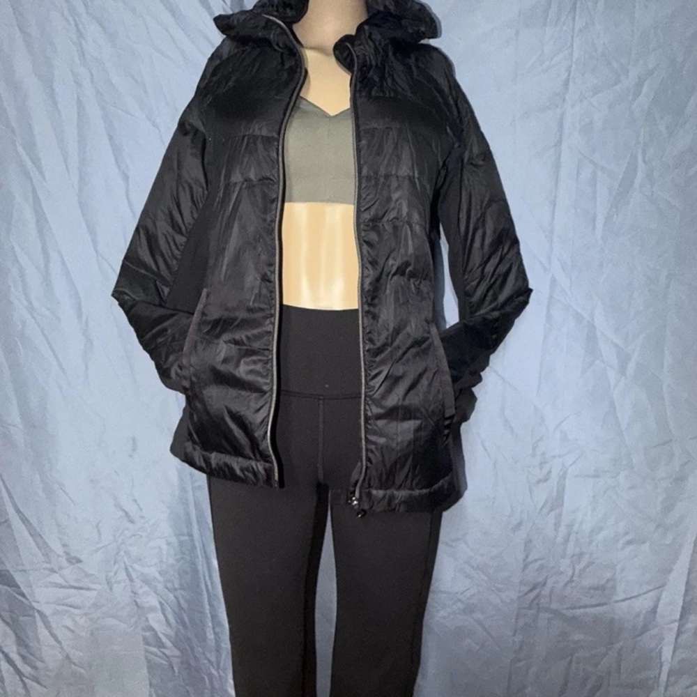 Lululemon Jacket And  Lululemon Sport Bra And Lulu Legging Super-high R Set of 3